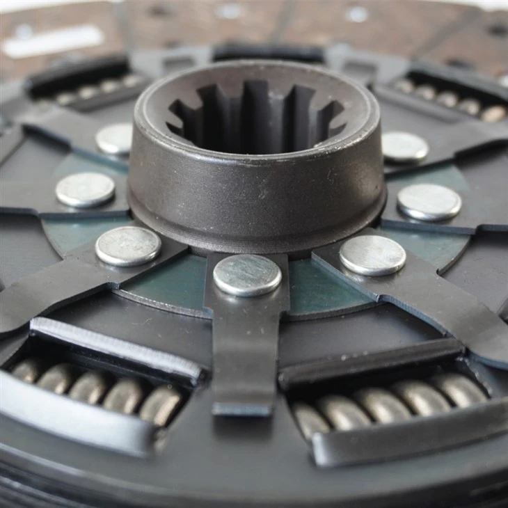 0751953 Factory Wholesale Clutch Parts Truck Clutch Disc For DAF